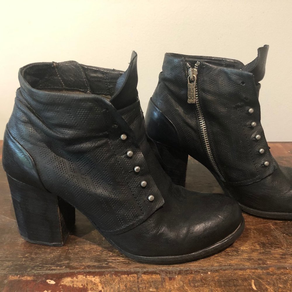 A.S.98 booties / Black boots